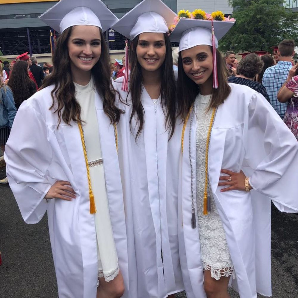 Meet your Posher, Olivia